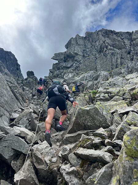 Damskie buty do biegania On Cloudsurfer Trail - bardzo dobra przyczepność nawet na kamieniach